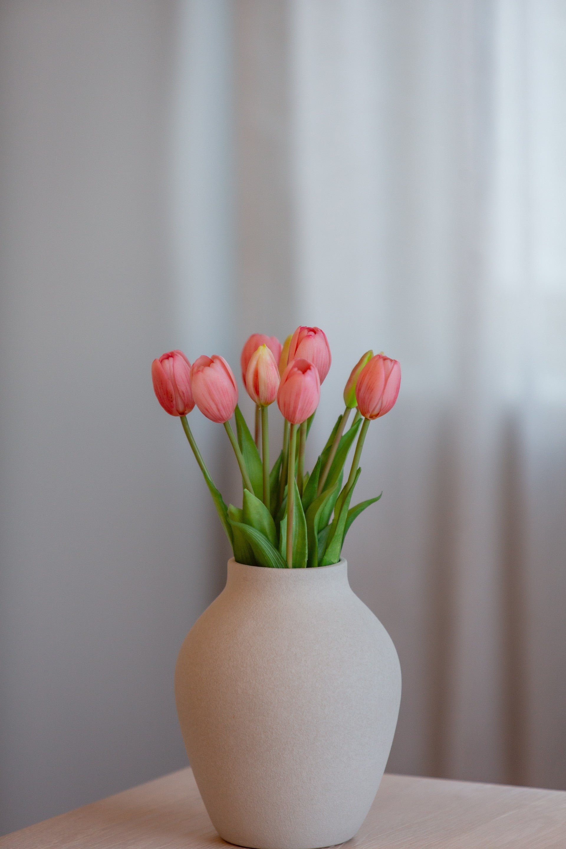 Kunstig blomsterbukett Lys rosa vår fra Wenim Studio