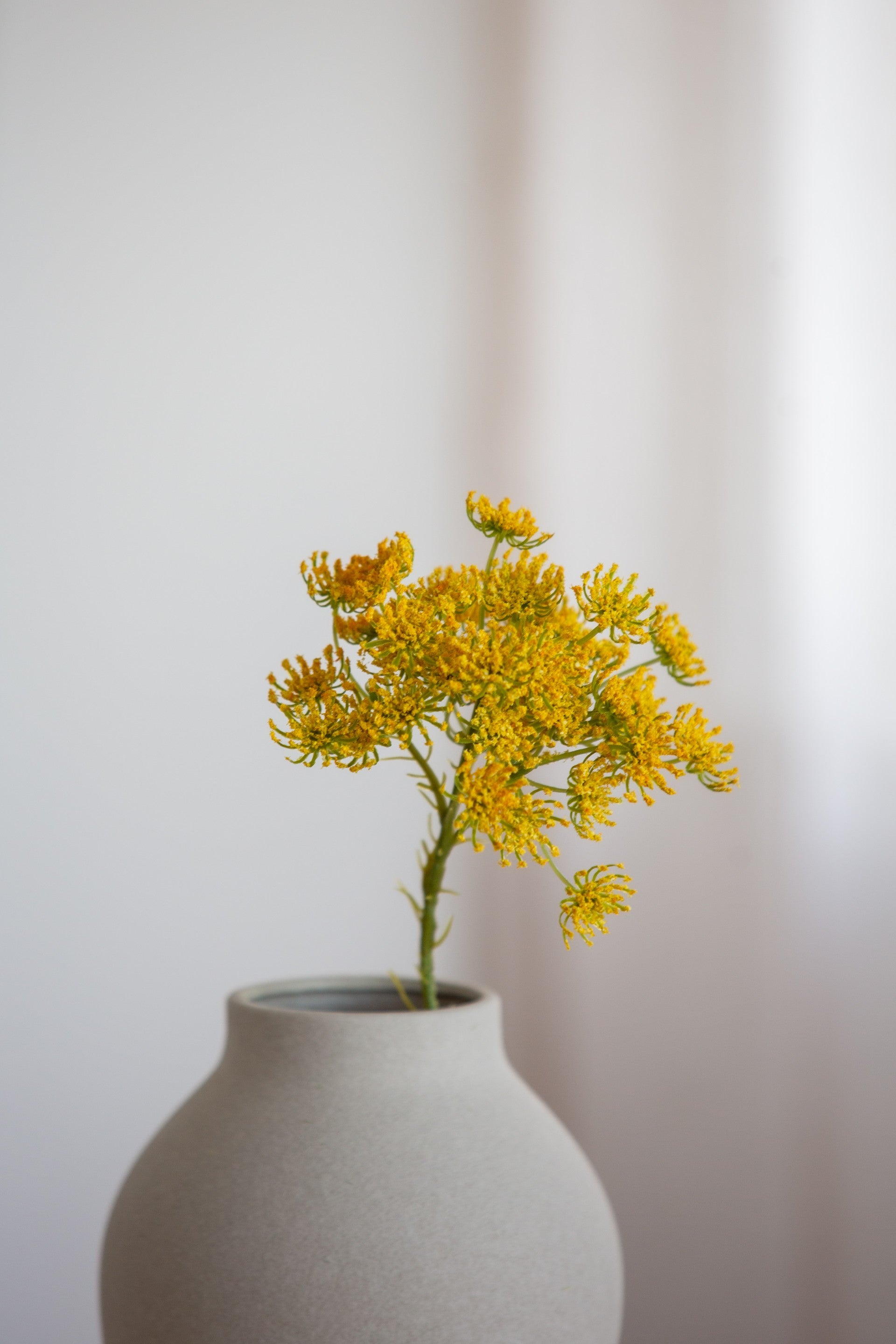 Dekorativ kunstig blomsterstilk Queen Annes gul