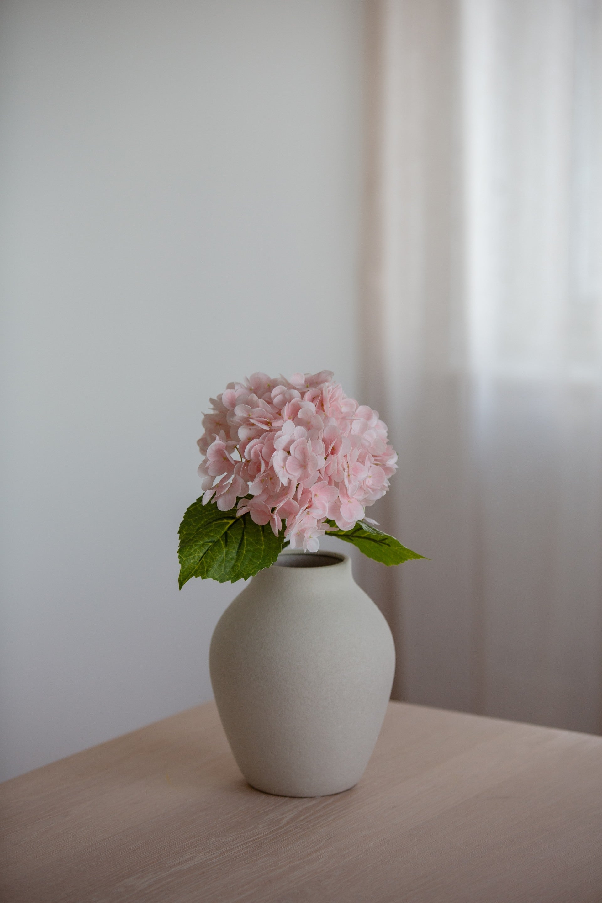 Naturtro kunstig hydrangea stilk lys rosa
